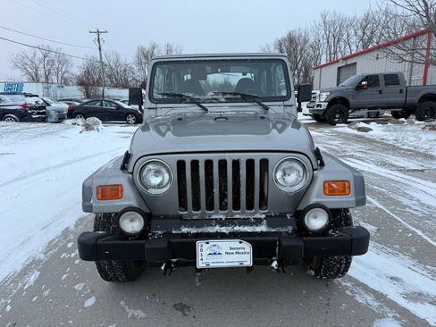 Used 2000 Jeep Wrangler Sport image 2