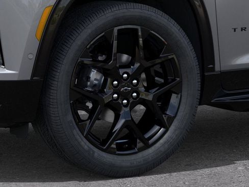 New 2026 Chevrolet Traverse RS w/ LPO, Floor Liner Package image 9