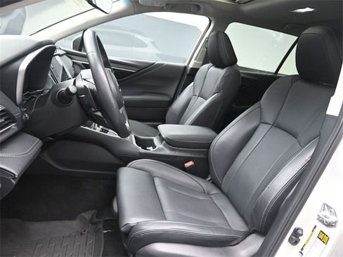 Used 2022 Subaru Outback Limited image 19