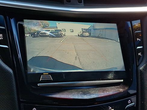 Used 2019 Cadillac XTS Luxury image 18