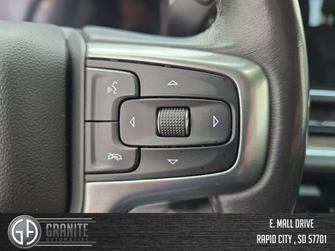 Used 2022 Chevrolet Silverado 1500 LT w/ Z71 Off-Road Package AWD/4WD image 33