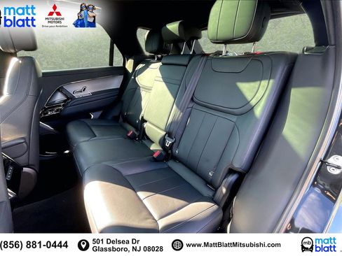 Used 2025 Land Rover Range Rover Sport SE image 28