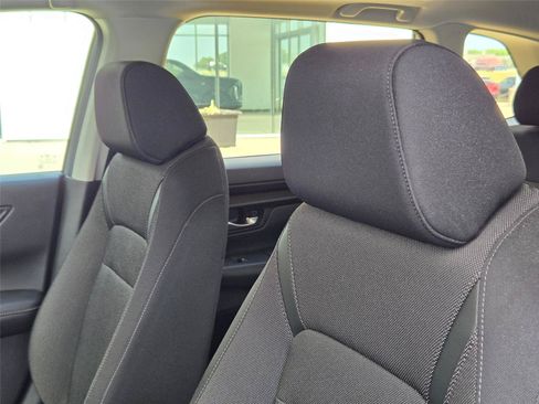 Used 2025 Honda CR-V EX image 11