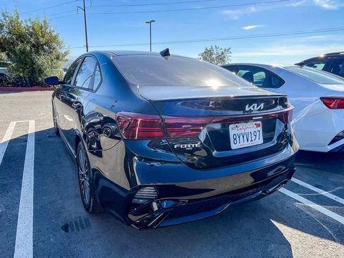 Certified 2022 Kia Forte GT-Line w/ GT-Line Premium Package FWD image 10