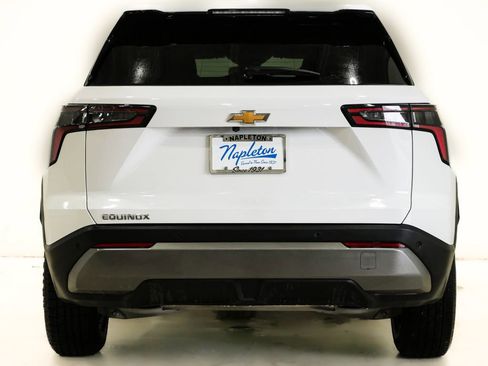 Used 2025 Chevrolet Equinox LT image 7