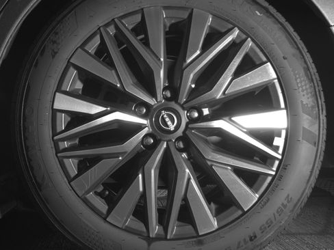 Used 2025 Nissan Altima 2.5 SV image 14