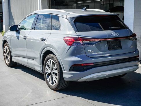 Used 2023 Audi Q4 e-tron Premium w/ Convenience Package image 2