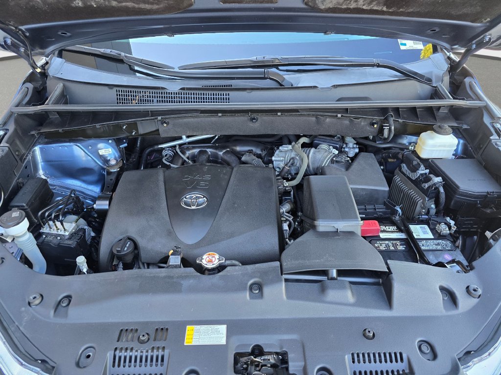 Used 2019 Toyota Highlander XLE AWD/4WD image 35