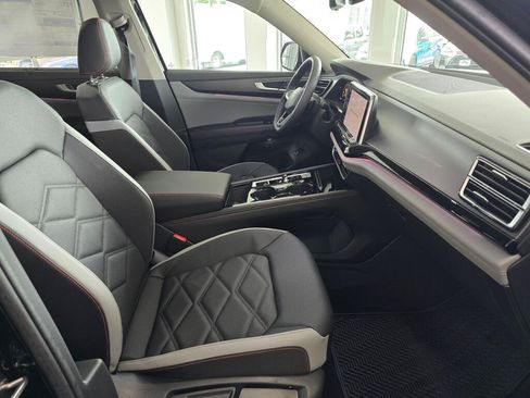 New 2026 Volkswagen Atlas Peak Edition AWD/4WD image 40