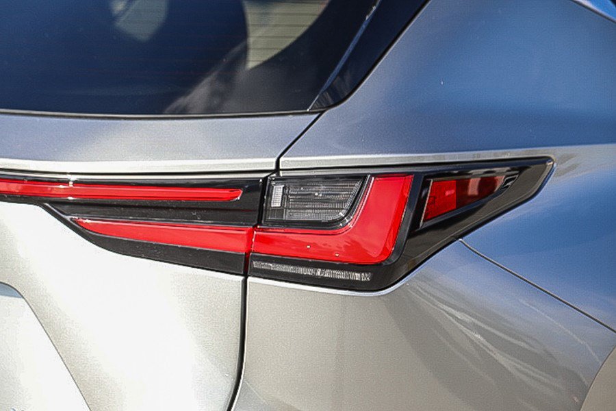 Certified 2023 Lexus NX 350h AWD w/ Towing Package (2000 Lbs) image 9