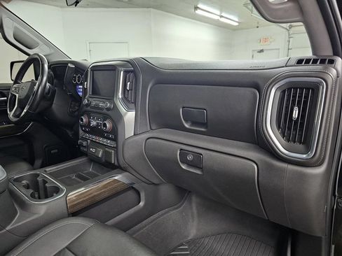 Used 2021 Chevrolet Silverado 1500 LT Trail Boss w/ Convenience Package II AWD/4WD image 15