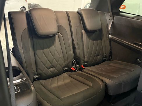 Used 2024 Mercedes-Benz GLS 63 AMG 4MATIC image 57