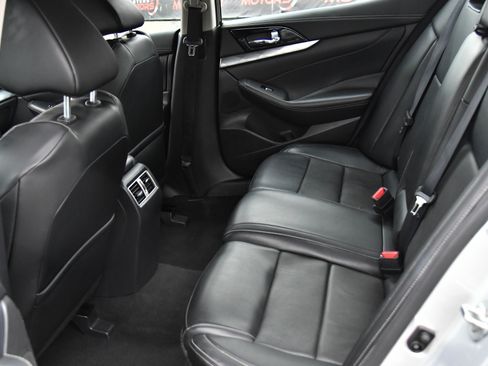 Used 2023 Nissan Maxima SV w/ Floor Mat Group image 35