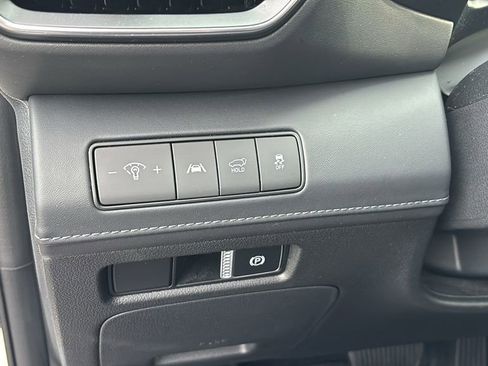 Used 2023 Hyundai Santa Fe SEL w/ Premium Package image 15