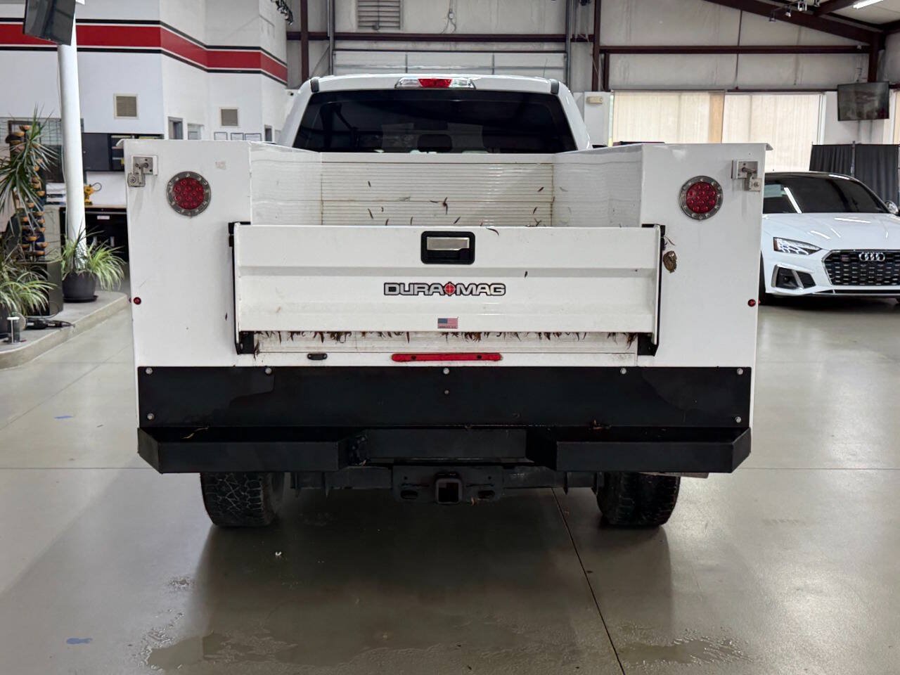 Used 2019 Ford F250 XL w/ Power Equipment Group AWD/4WD image 3