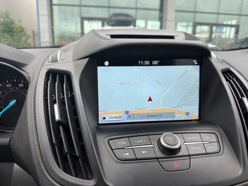 Used 2018 Ford Escape SEL AWD/4WD image 17