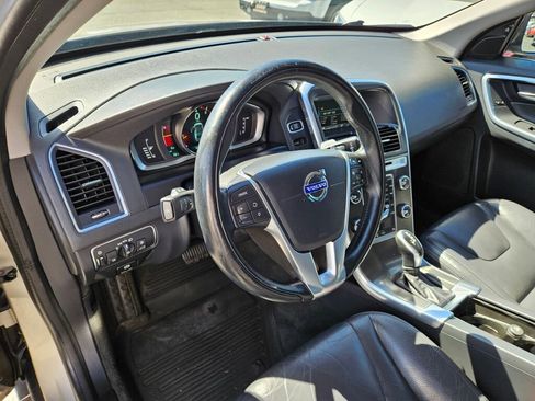 Used 2014 Volvo XC60 T6 image 25