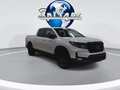 Used 2025 Honda Ridgeline Black Edition image 6