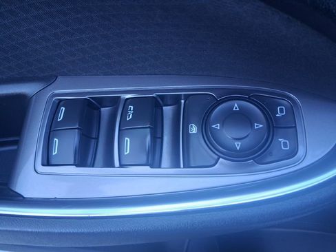 Used 2017 Chevrolet Malibu LT image 20