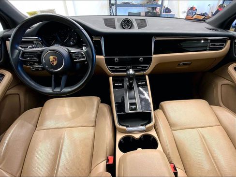 Used 2023 Porsche Macan Turbo AWD/4WD image 13