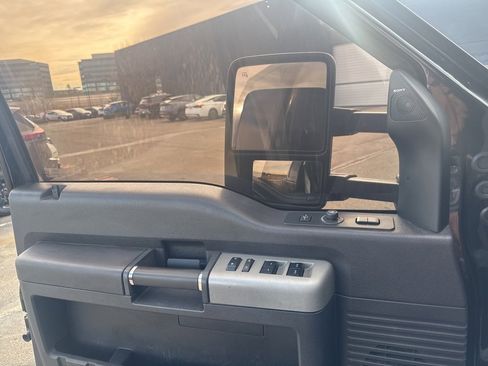 Used 2016 Ford F250 Lariat w/ Lariat Ultimate Package image 13