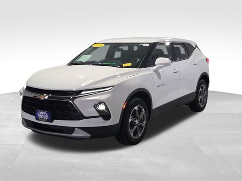 Used 2025 Chevrolet Blazer LT AWD/4WD image 23
