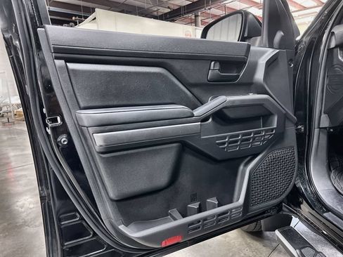 Used 2024 Toyota Tacoma SR5 RWD image 17