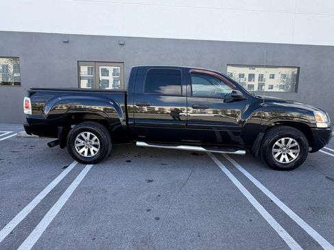 Used 2008 Mitsubishi Raider LS RWD image 5
