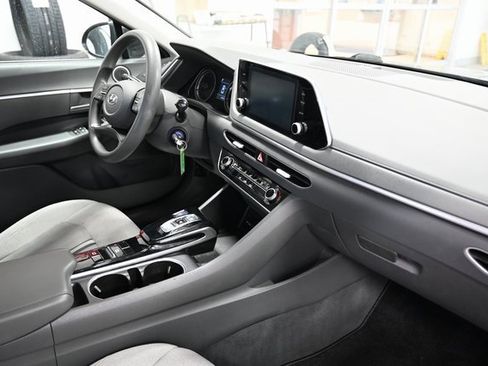 Used 2022 Hyundai Sonata SE image 13