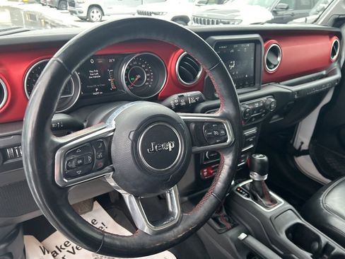 Certified 2018 Jeep Wrangler Unlimited Rubicon image 26