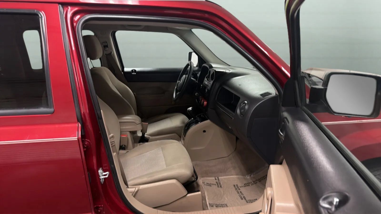Used 2016 Jeep Patriot Sport FWD image 20