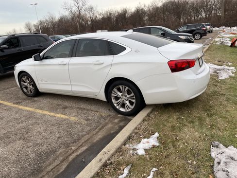 Used 2014 Chevrolet Impala LT w/ Convenience Package image 10