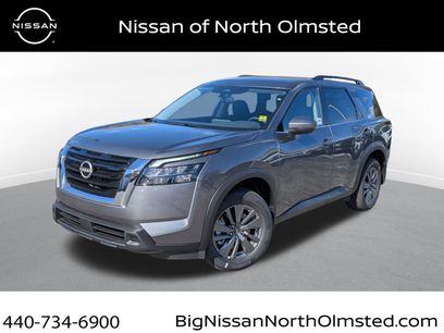 New 2025 Nissan Pathfinder SV