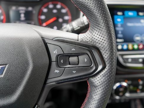 Used 2022 Chevrolet TrailBlazer RS w/ Convenience Package image 23