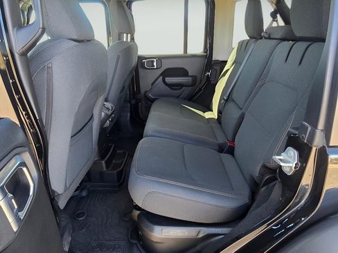 Used 2025 Jeep Wrangler Unlimited Sport S 4xe AWD/4WD image 30