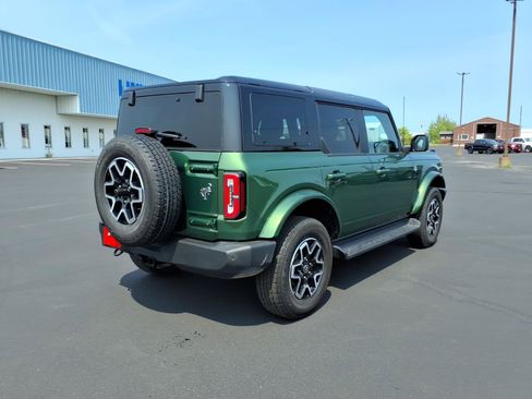 Used 2025 Ford Bronco Outer Banks AWD/4WD image 6