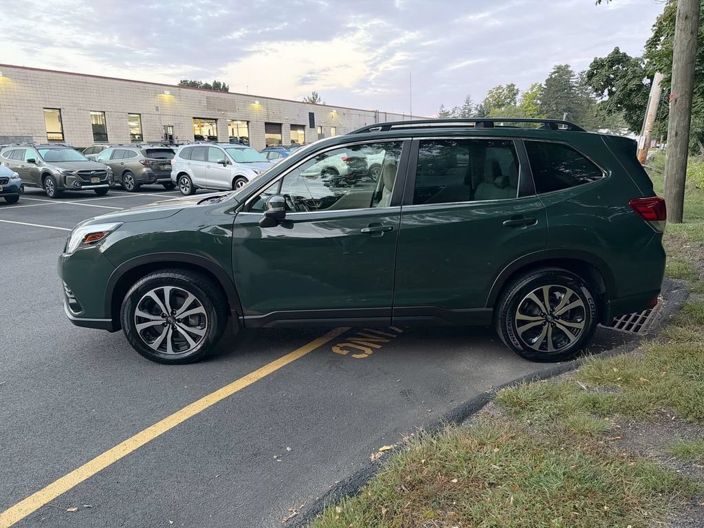 Certified 2023 Subaru Forester Limited AWD/4WD image 5
