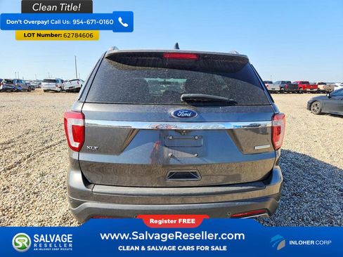 Used 2018 Ford Explorer XLT FWD image 8