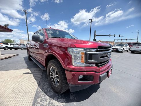 Used 2018 Ford F150 XLT w/ Equipment Group 302A Luxury AWD/4WD image 4