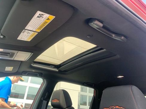 Used 2026 Honda CR-V TrailSport image 9