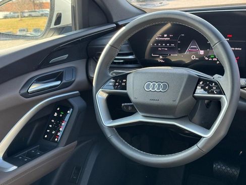 New 2025 Audi Q5 Premium Plus image 9