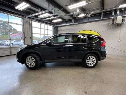 Used 2016 Honda CR-V EX image 2