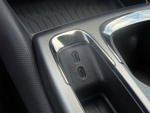 New 2026 Chevrolet Equinox EV RS image 15