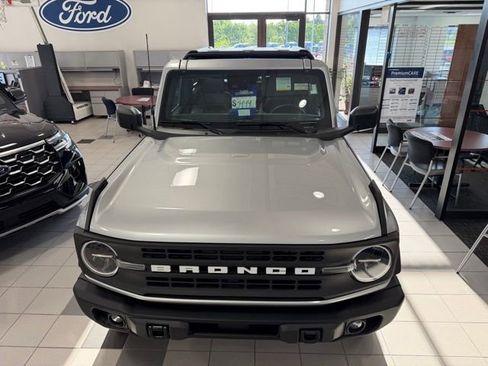 Used 2024 Ford Bronco Black Diamond AWD/4WD image 4