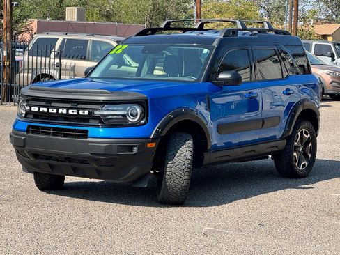 Used 2022 Ford Bronco Sport Outer Banks AWD/4WD image 3