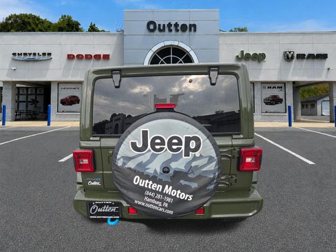 Used 2024 Jeep Wrangler High Altitude AWD/4WD image 5