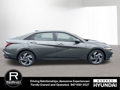 Certified 2025 Hyundai Elantra Sport image 11