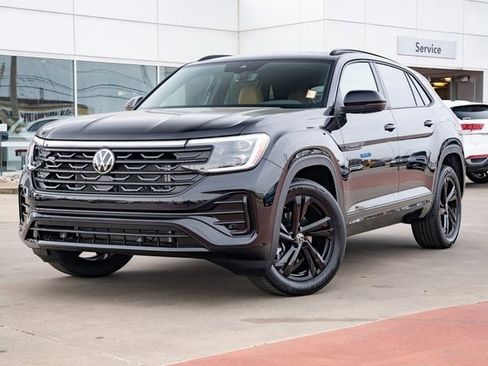 New 2026 Volkswagen Atlas Cross Sport SEL R-Line image 2