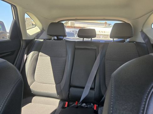 Used 2022 Kia Seltos S FWD image 39