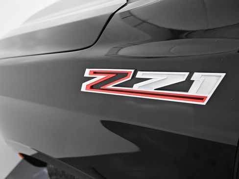 Used 2023 Chevrolet Suburban Z71 w/ Luxury Package image 48